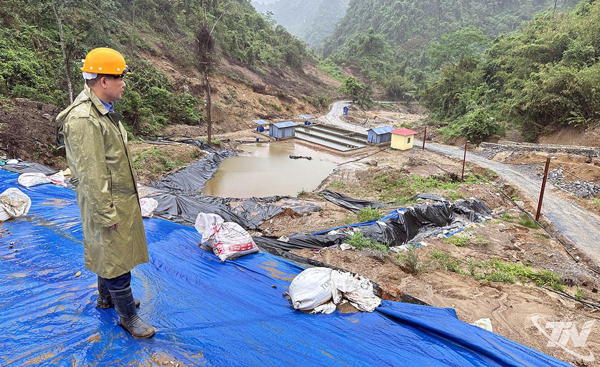 Các hồ thủy lợi, đập ngăn bùn thải khai thác khoáng sản tiếp tục được kiểm tra, nhằm kịp thời phát hiện các điểm xung yếu để gia cố