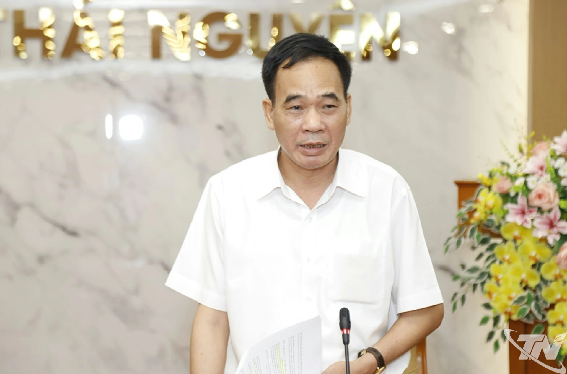 Đồng chí Ngô Khánh Luận, Phó Vụ trưởng Vụ Tổ chức cán bộ Thanh tra Chính phủ - Tổ trưởng Tổ công tác ghi nhận các ý kiến tại buổi khảo sát.