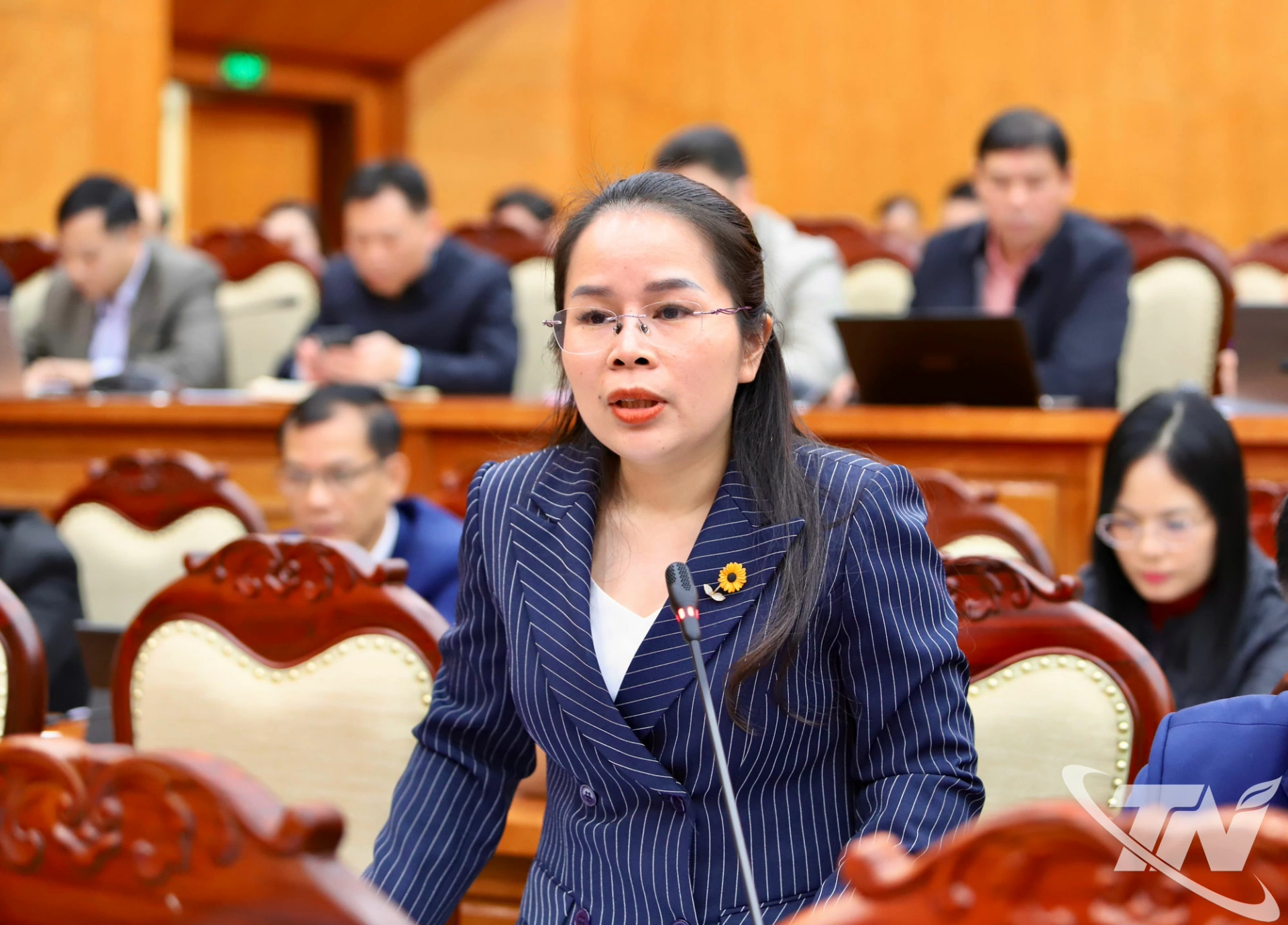 Các đại biểu thảo luận tại Hội nghị.