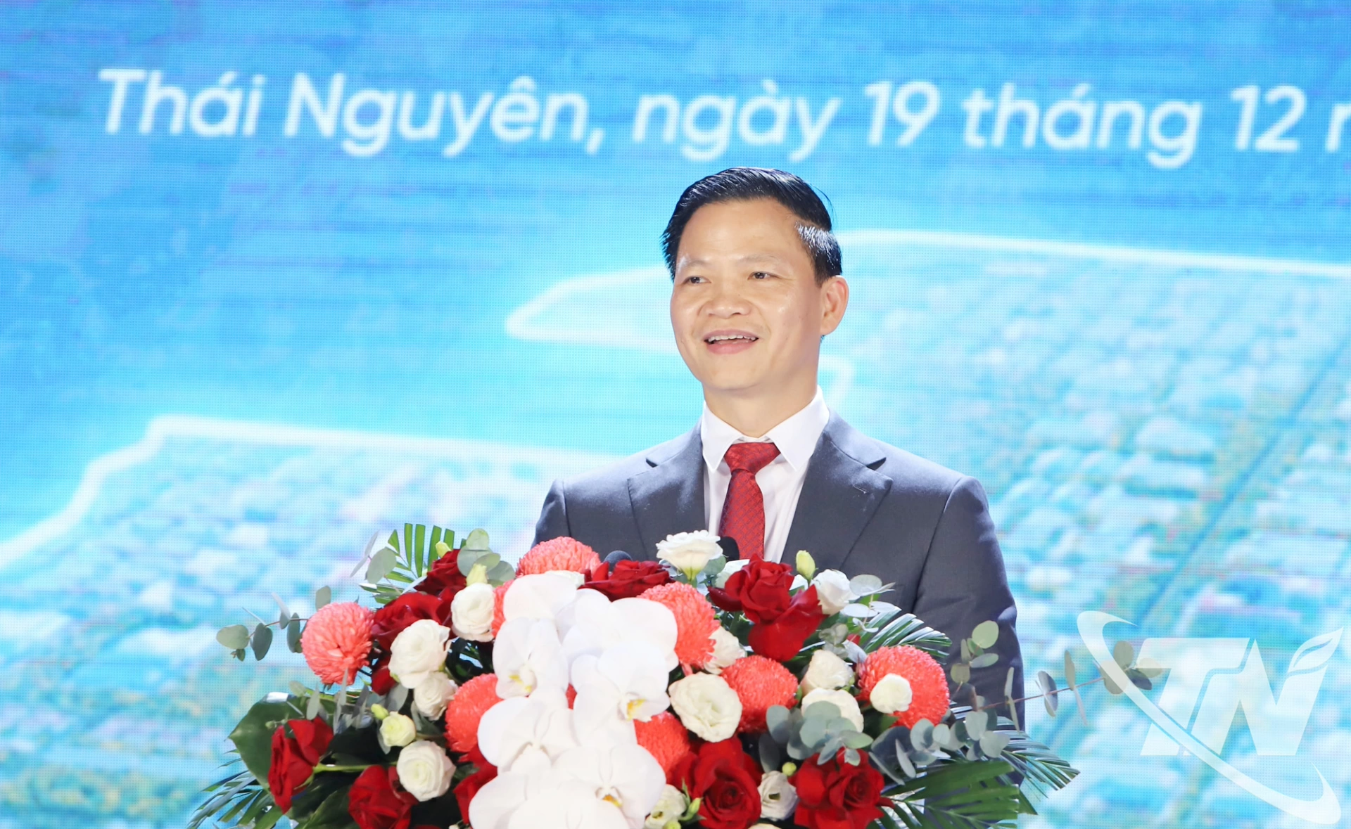 Đồng chí Vương Quốc Tuấn, Ủy viên dự khuyết Trung ương Đảng, Phó Bí thư Tỉnh ủy, Chủ tịch UBND tỉnh phát biểu tại buổi Lễ.