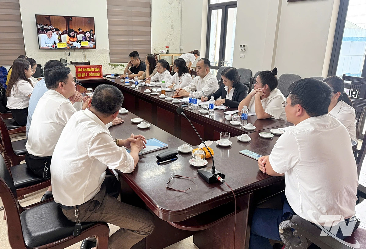 Hoạt động nghiệp vụ liên quan đến chuyên đề chuyển đổi số    tại Tòa án nhân dân Khu vực 4.