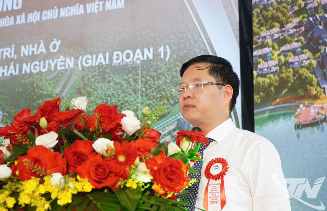 Đồng chí Đinh Quang Tuyên, Phó Bí thư Tỉnh ủy, Chủ tịch Ủy ban MTTQ Việt Nam tỉnh Thái Nguyên, phát biểu tại Lễ khởi công Dự án.