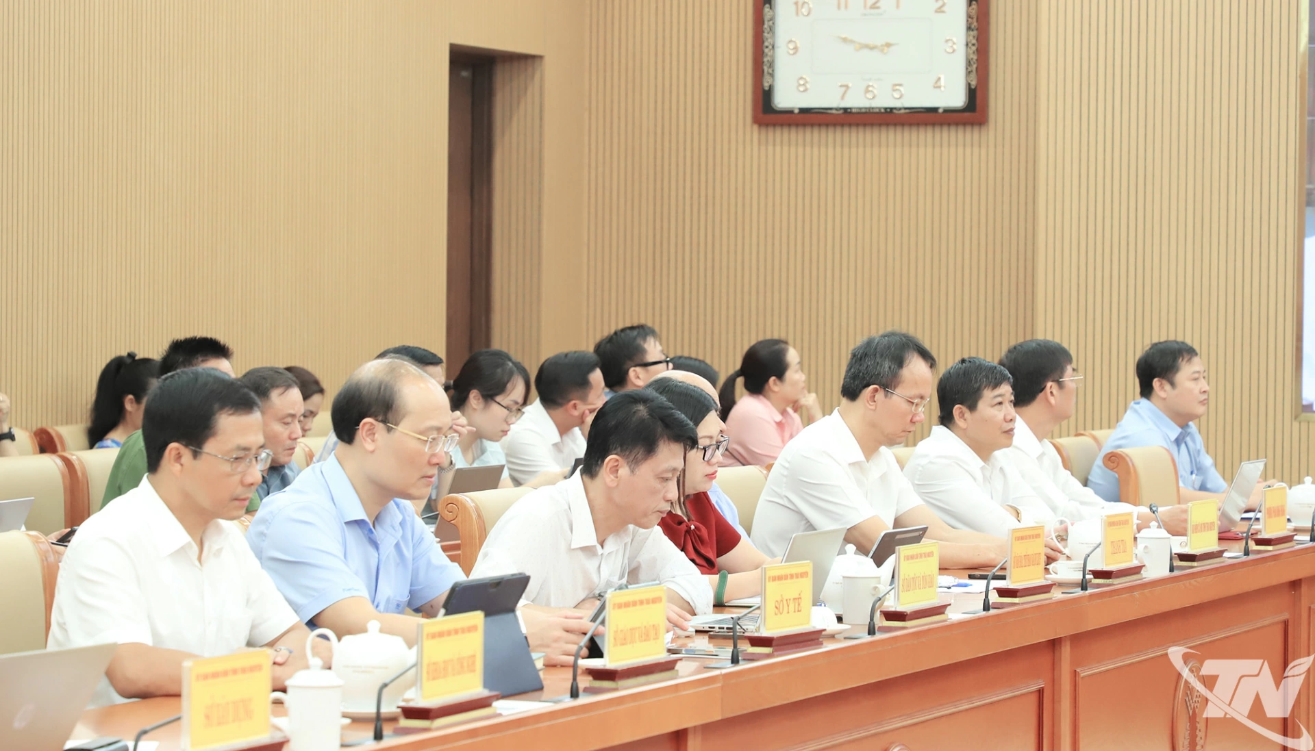 Đại biểu dự Hội nghị.