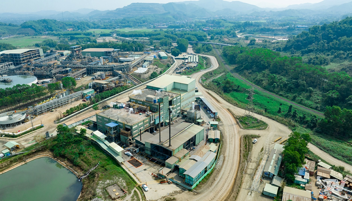 Một góc Nhà máy chế biến khoáng sản Núi Pháo.