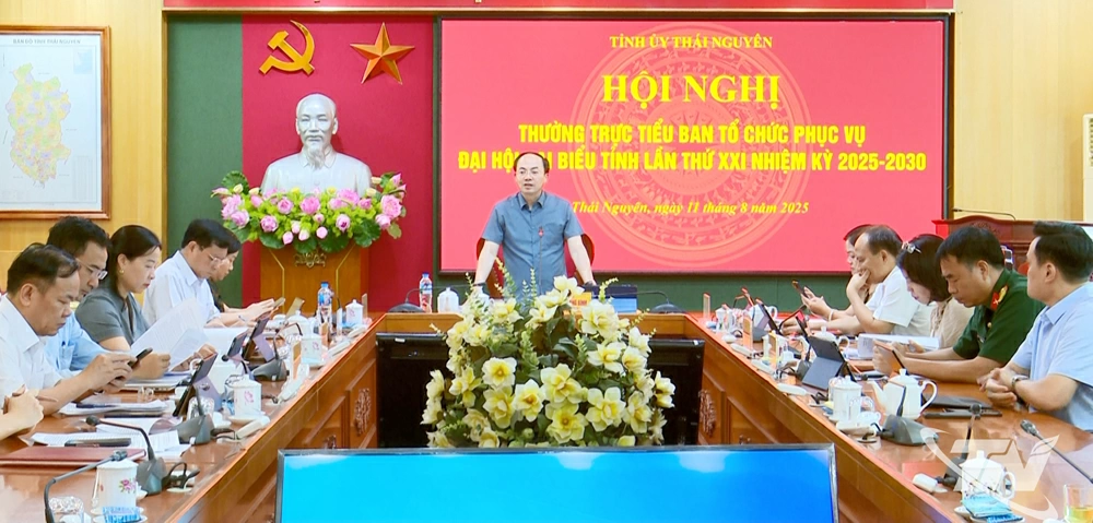 Đồng chí Nguyễn Đăng Bình, Phó Bí thư Thường trực Tỉnh uỷ, Chủ tịch HĐND tỉnh, Trưởng tiểu ban Tổ chức phục vụ Đại hội đại biểu Đảng bộ tỉnh nhiệm kỳ 2025-2030 chủ trì Hội nghị.