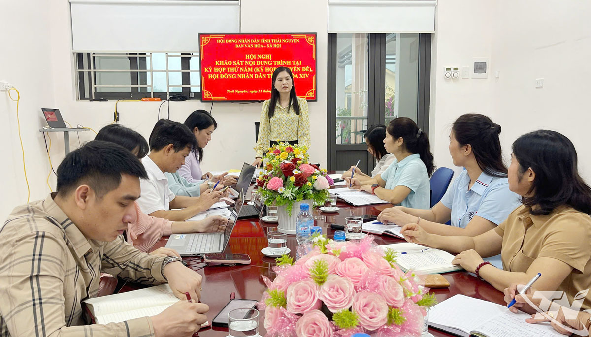 Ban Văn hóa - Xã hội HĐND tỉnh giám sát tại Trường THCS Bắc Kạn.