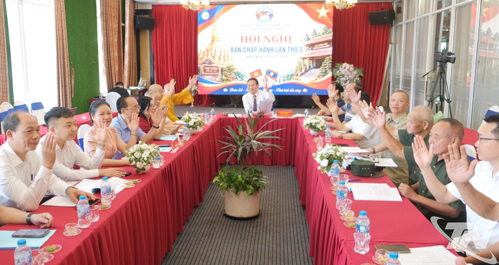 Hội nghị biểu quyết bầu chức danh Chủ tịch Hội Hữu nghị Việt Nam - Lào tỉnh Thái Nguyên nhiệm kỳ 2024-2029.  