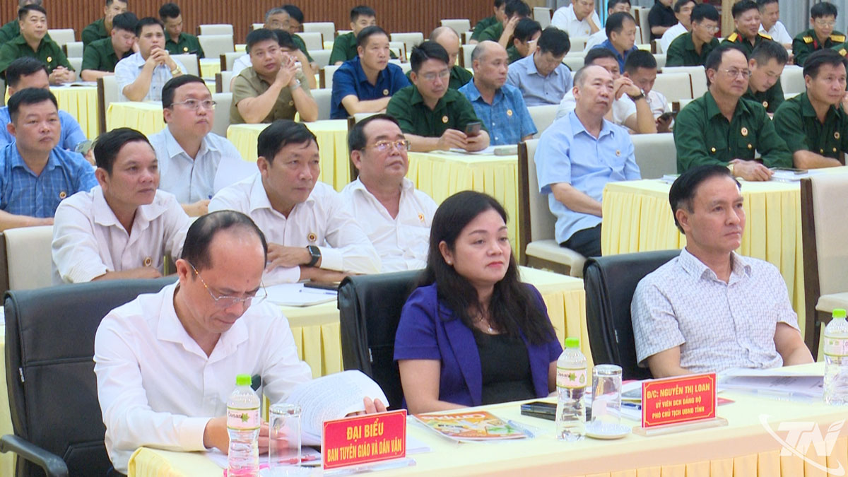 Các đại biểu dự buổi Tọa đàm.