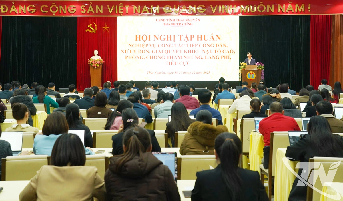 Các đại biểu tham dự Hội nghị tập huấn.