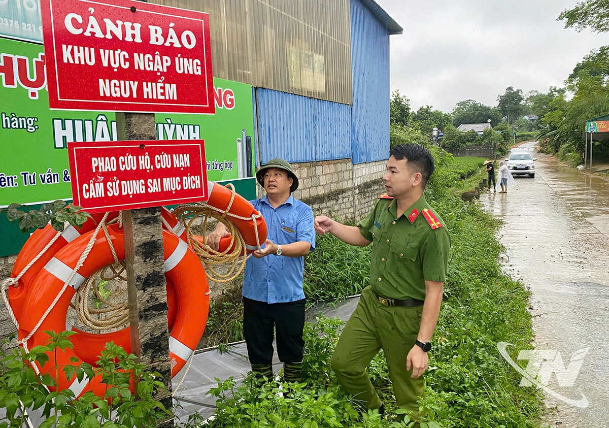 Các cầu tràn ở xã Đại Từ được trang bị sẵn sàng phương tiện ứng cứu.