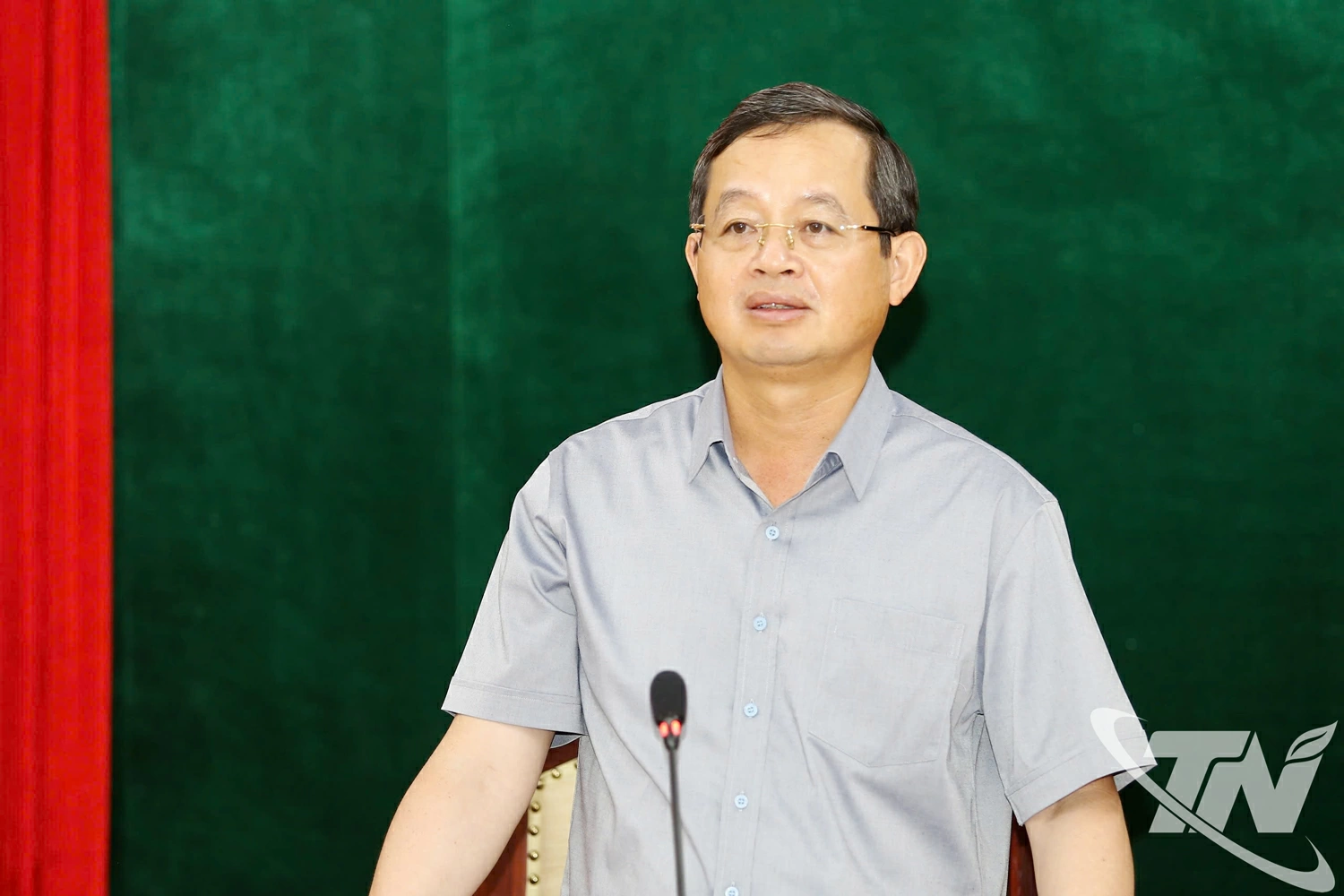 Đồng chí Chủ tịch UBND tỉnh Phạm Hoàng Sơn kết luận giao nhiệm vụ cho các cơ quan chức năng.