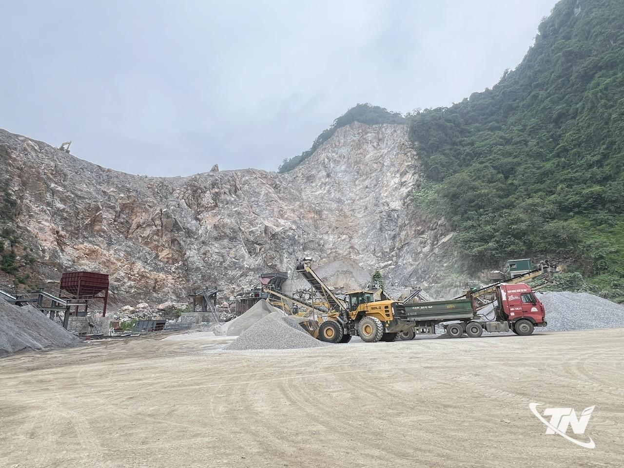 Việc cắt giảm các thủ tục hành chính trong lĩnh vực khoáng sản đã gỡ khó cho nhiều doanh nghiệp để họ yên tâm đầu tư, nâng công suất khai thác theo thiết kế.