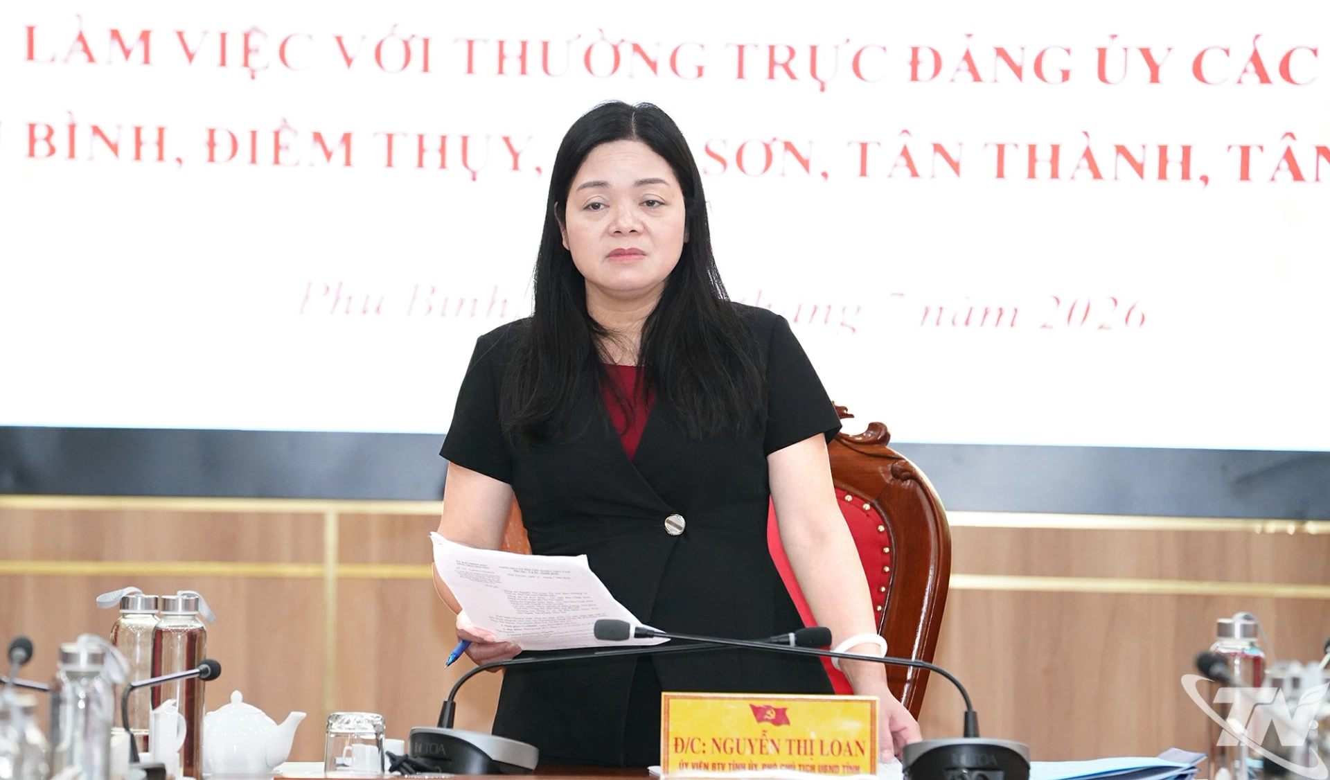 Đồng chí Nguyễn Thị Loan phát biểu kết luận buổi làm việc.