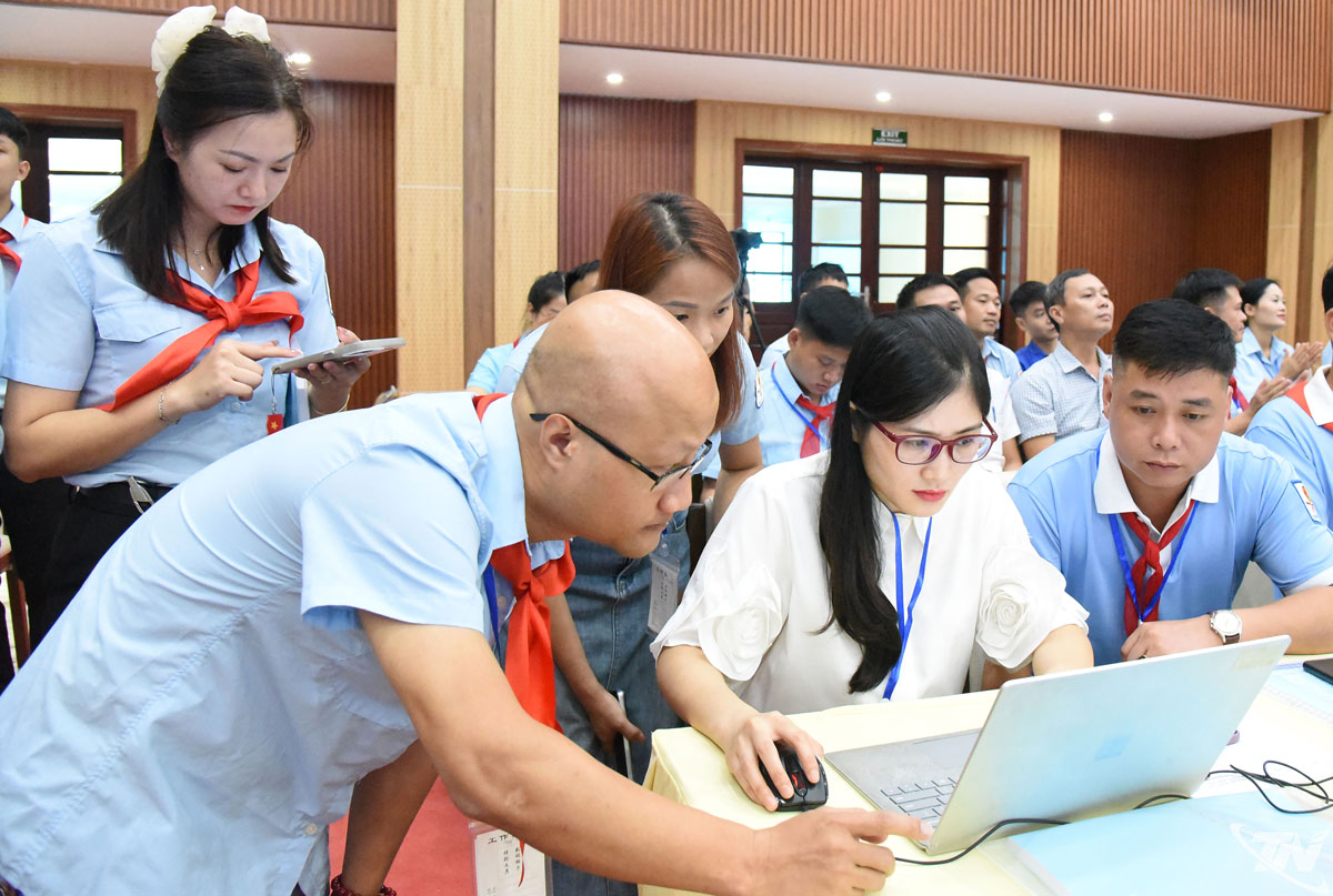 Chương trình huấn luyện giúp nâng cao kiến thức, kỹ năng về công tác Đội cho các trại sinh.