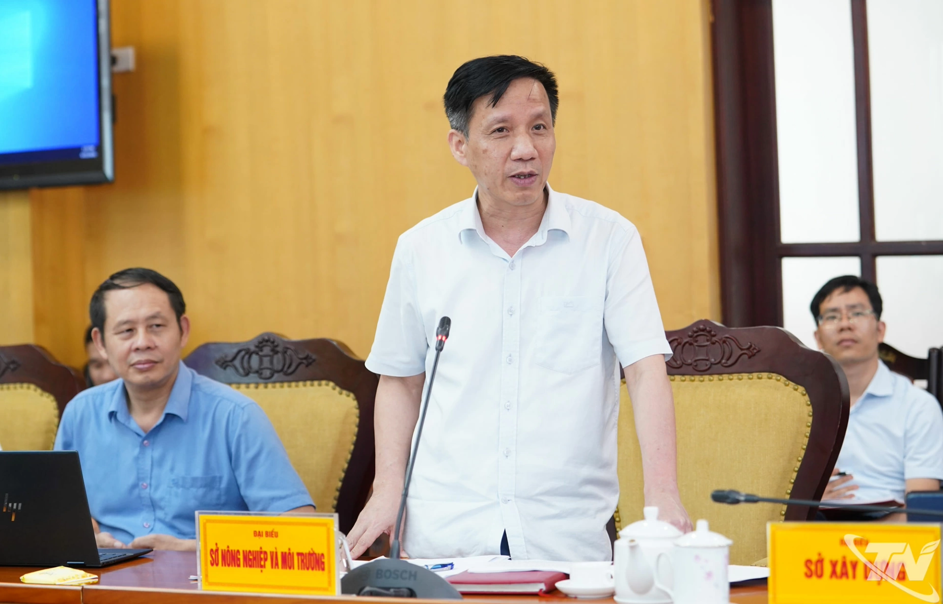 Các đại biểu phát biểu tại Hội nghị.