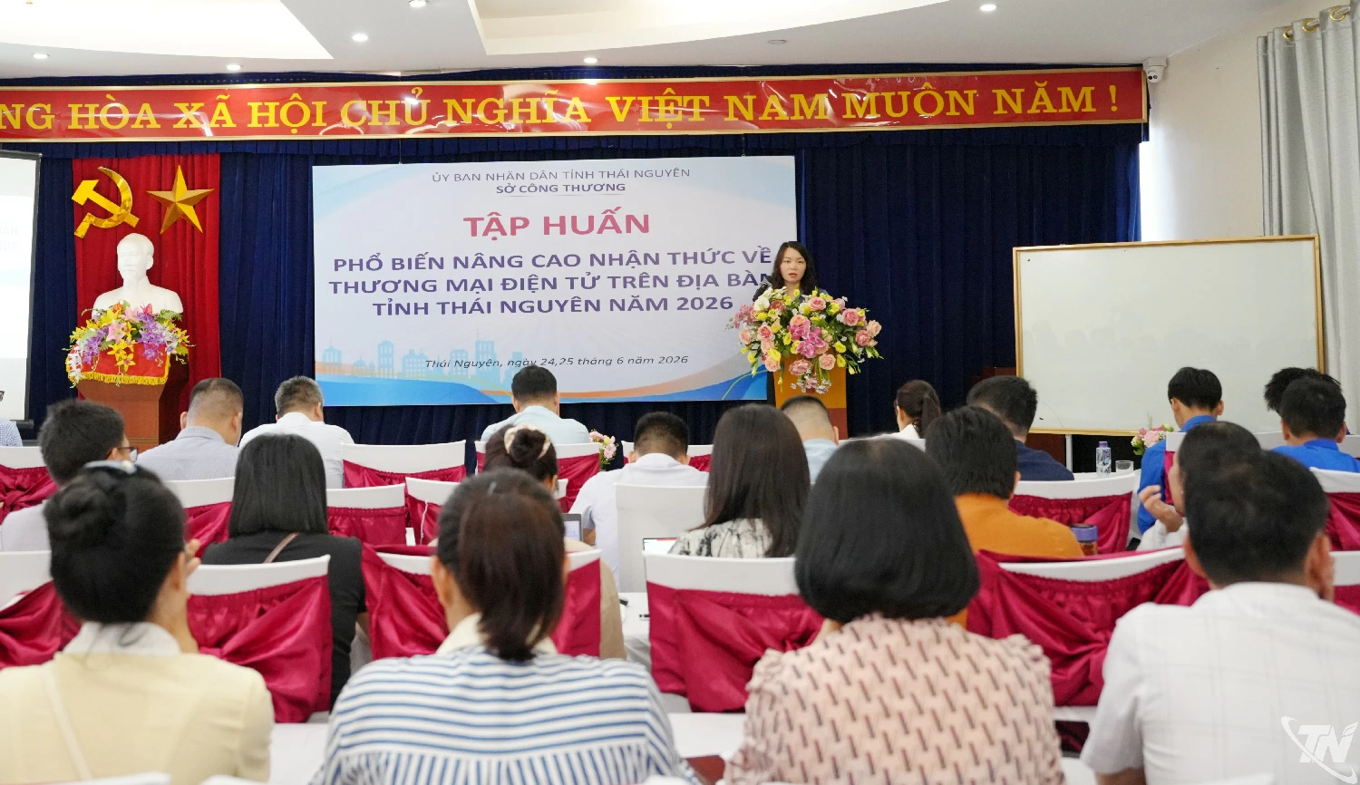 Quang cảnh lớp tập huấn.