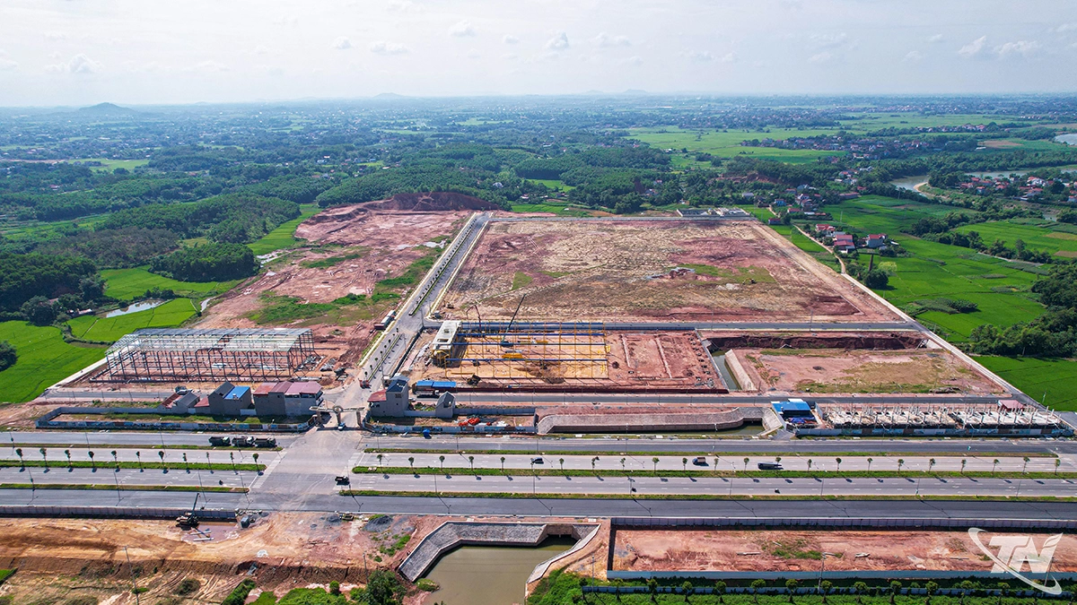 Cụm công nghiệp Hạnh Phúc – Xuân Phương góp phần mở rộng quỹ đất sản xuất, thu hút doanh nghiệp vào đầu tư, thúc đẩy phát triển công nghiệp, tạo việc làm và đóng góp tích cực cho phát triển kinh tế - xã hội các xã phía nam của tỉnh.