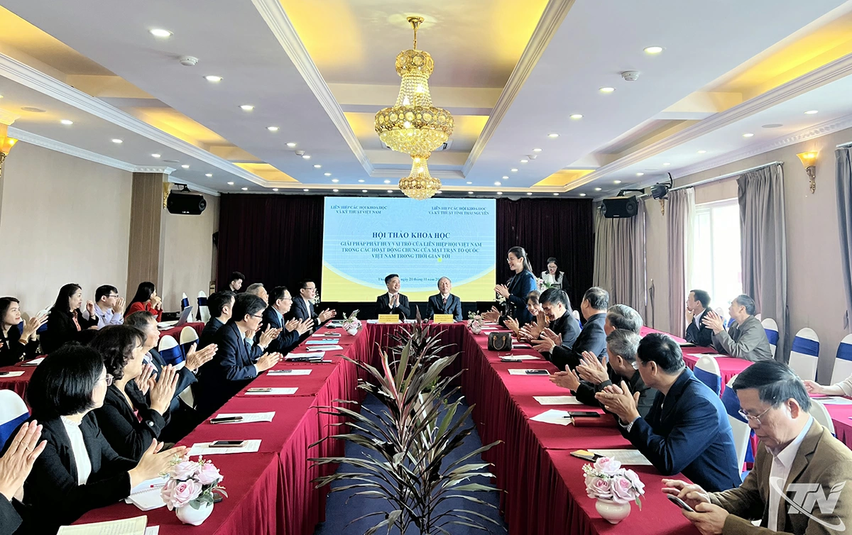 Các đại biểu tham dự Hội thảo.