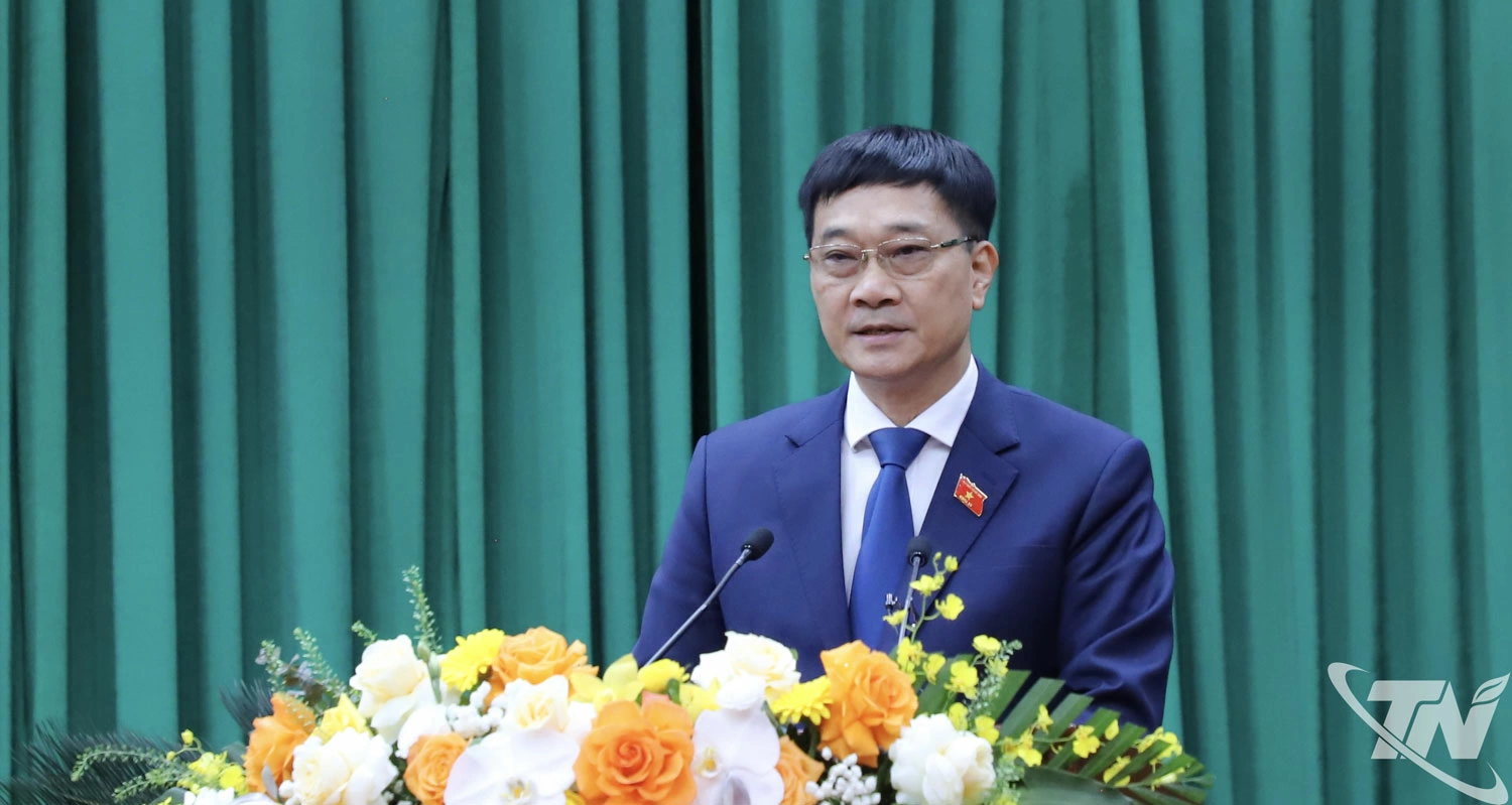 Đồng chí Vũ Hồng Thanh, Ủy viên Ban Chấp hành Trung ương Đảng khóa XIII, Phó Chủ tịch Quốc hội phát biểu chi đạo Kỳ họp.