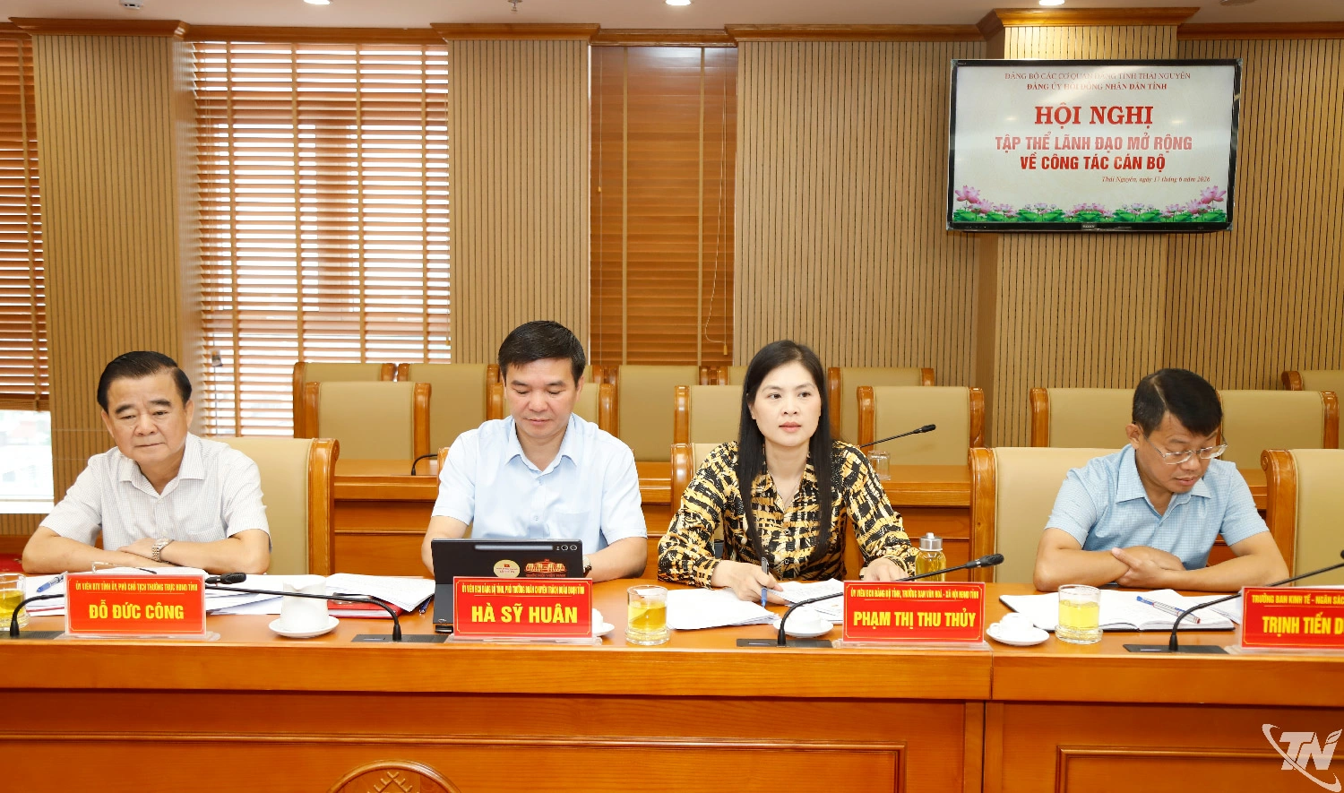 Đại biểu dự hội nghị.