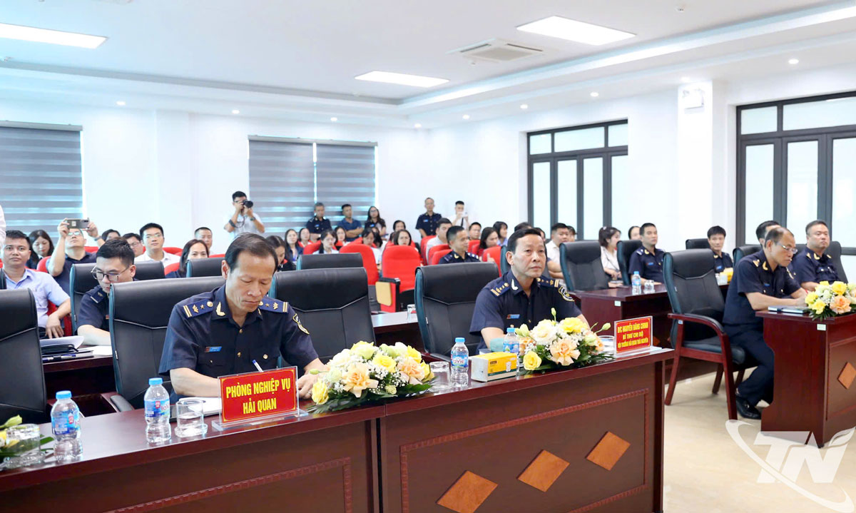 Các đại biểu dự Hội nghị