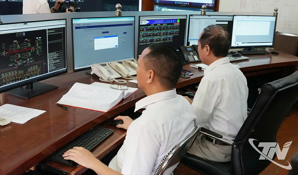 Hiện nay, phần lớn công tơ điện tử đã được đồng bộ tự động, truyền dữ liệu trực tiếp về hệ thống máy chủ phục vụ lập hóa đơn.