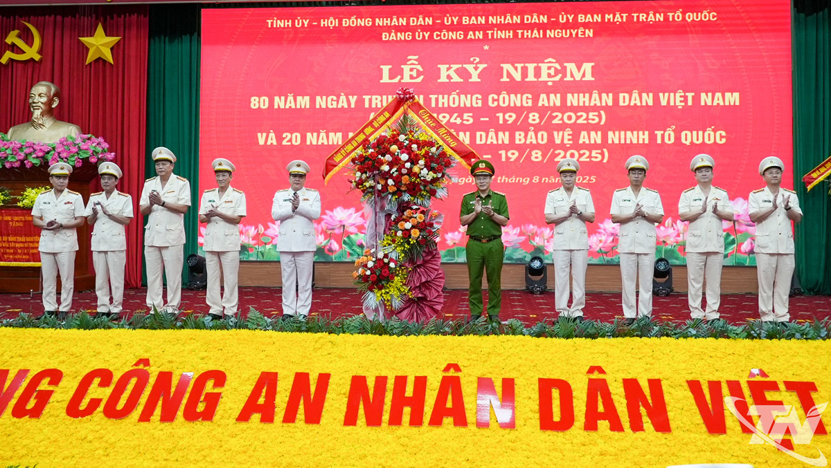 Thượng tướng Nguyễn Văn Long phát biểu tại Lễ kỷ niệm.