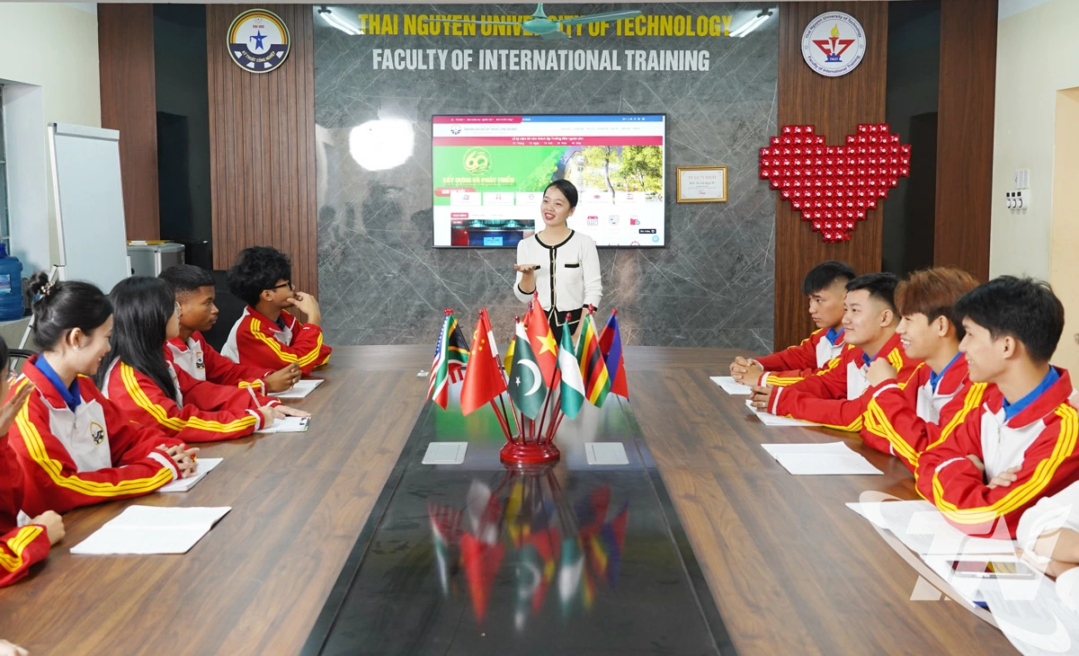 Trường Đại học Kỹ thuật công nghiệp (Đại học Thái Nguyên) đang triển   khai 2 chương trình tiên tiến và 2 chương trình liên kết đào tạo quốc tế.