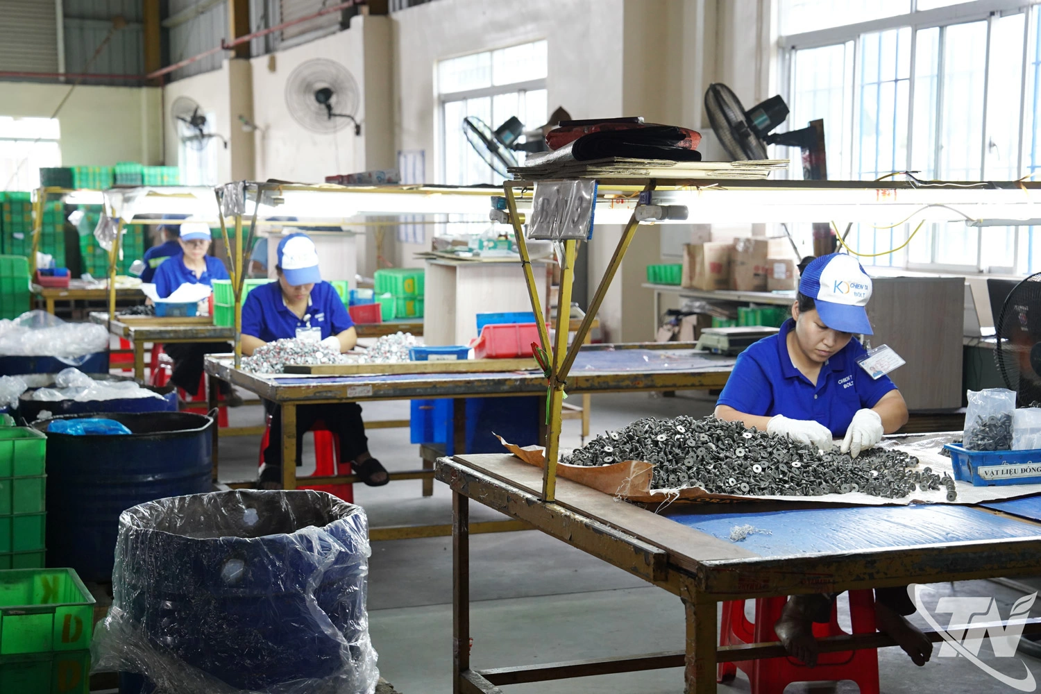 Sản xuất sản phẩm cơ khí xuất khẩu tại Công ty TNHH Kiến Đạt (Khu công nghiệp Nam Phổ Yên).