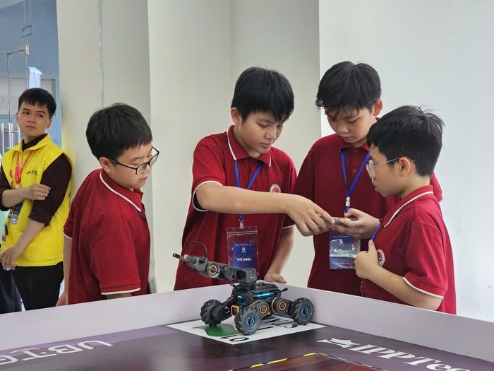 Từng nội dung thi đều được các thí sinh chuẩn bị rất chu đáo. Ảnh: Đèo Nhung