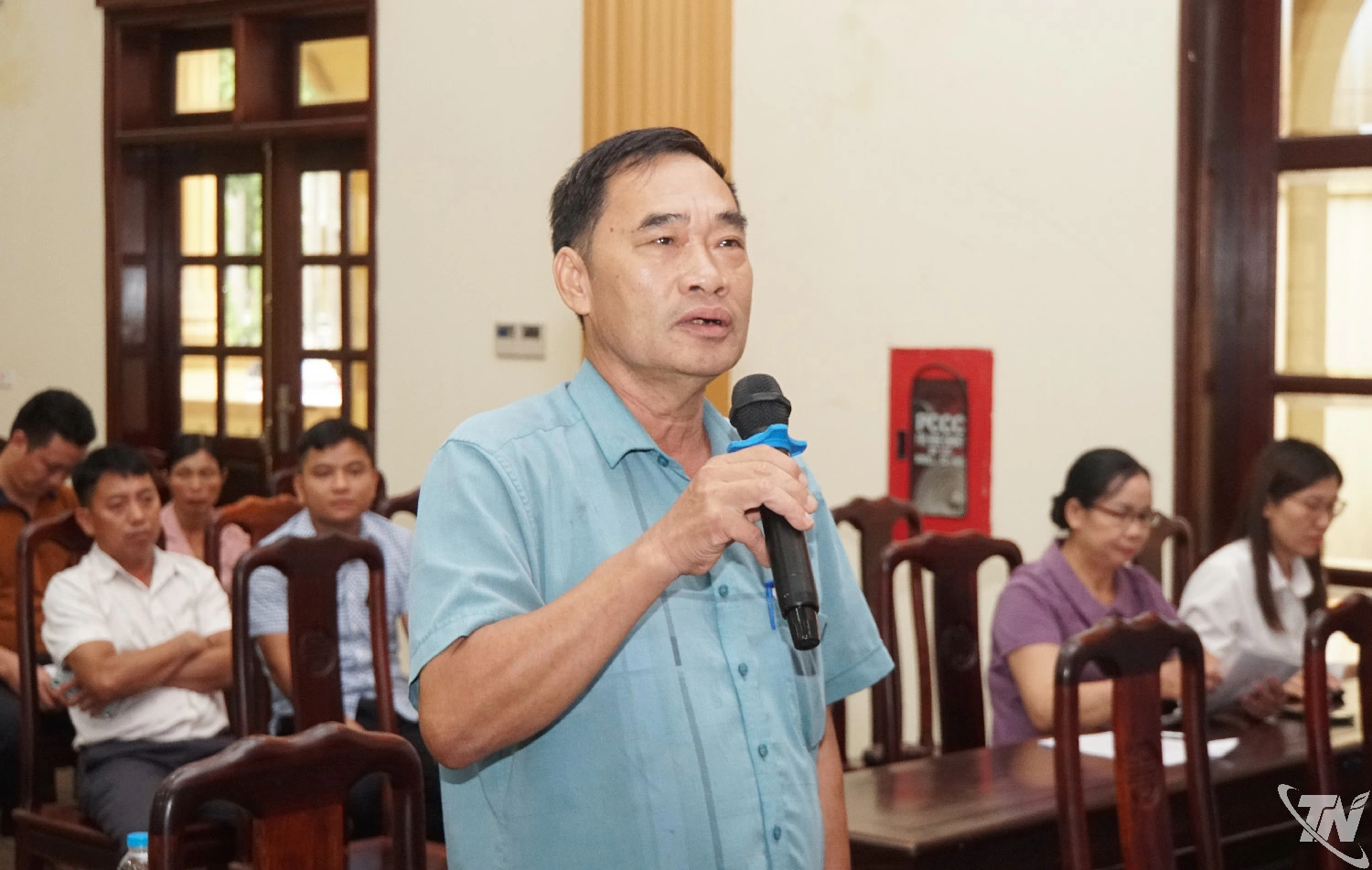 Cử tri phường Phổ Yên phát biểu.