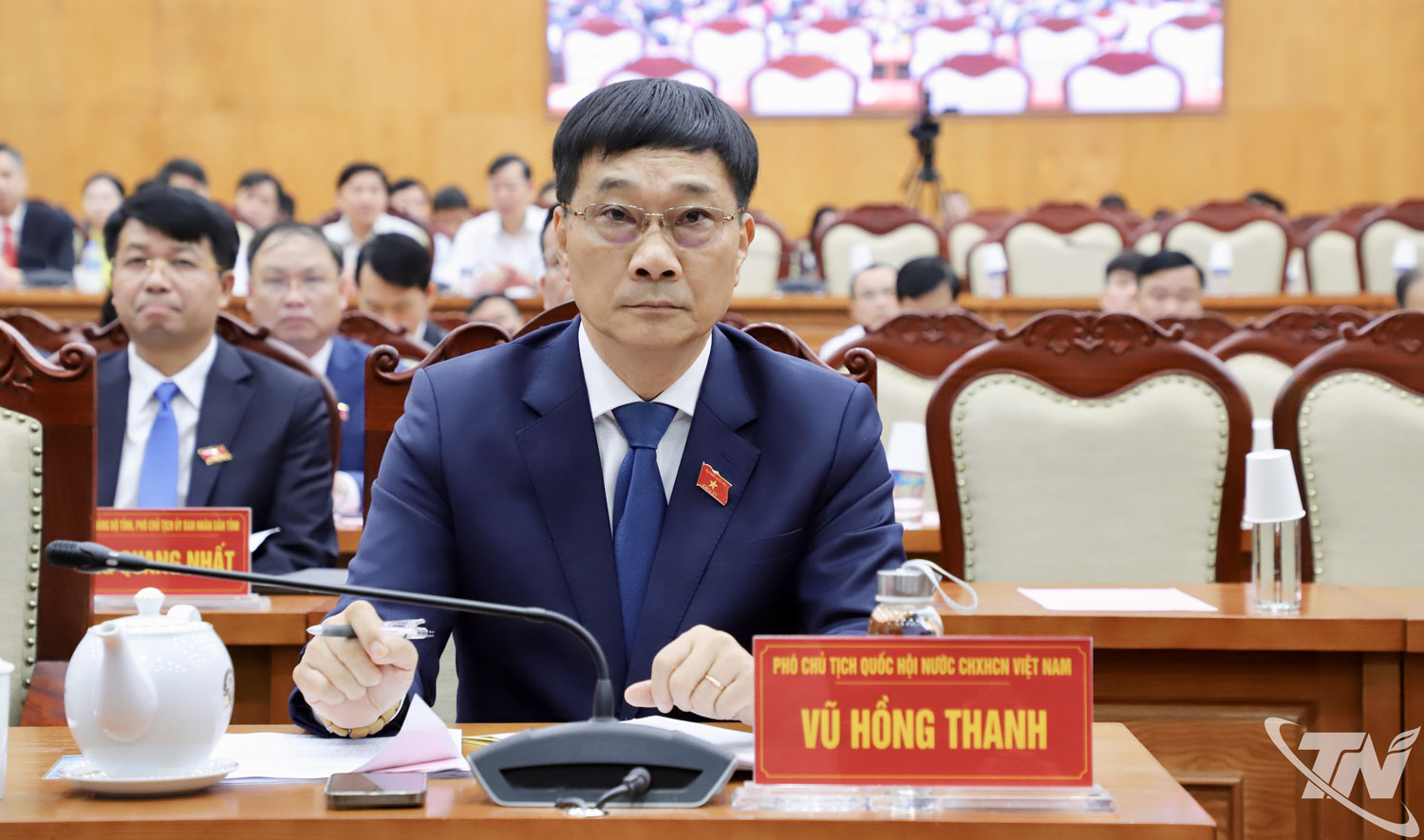Đồng chí Vũ Hồng Thanh, Ủy viên Trung ương Đảng khóa XIII, Phó Chủ tịch Quốc hội dự Kỳ họp.