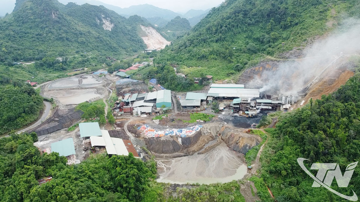 Phát triển công nghiệp phải đi đôi với quản lý chặt chẽ chất thải, bảo vệ môi trường và sử dụng bền vững tài nguyên.