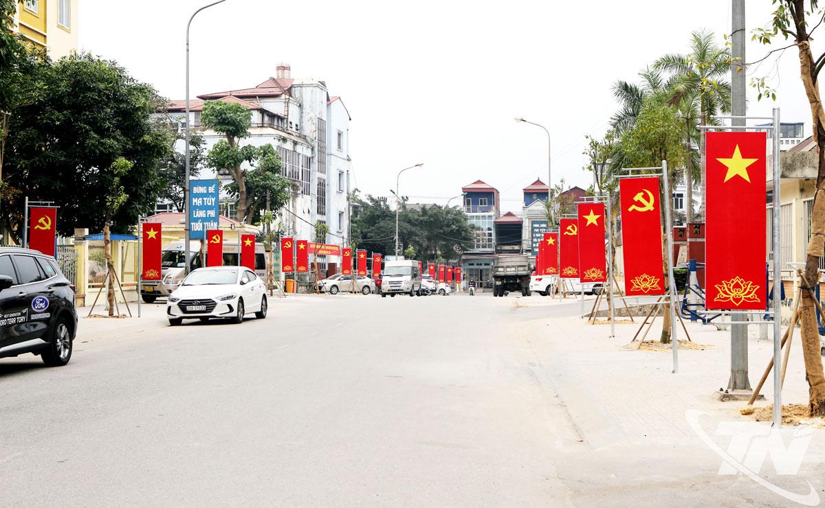 Nhiều tuyến đường, tuyến phố trên địa bàn phường Phan Đình Phùng được đầu tư chỉnh trang, sửa chữa, nâng cấp bảo đảm xanh - sạch - đẹp, góp phần tạo diện mới cho đô thị. Ảnh: T.L