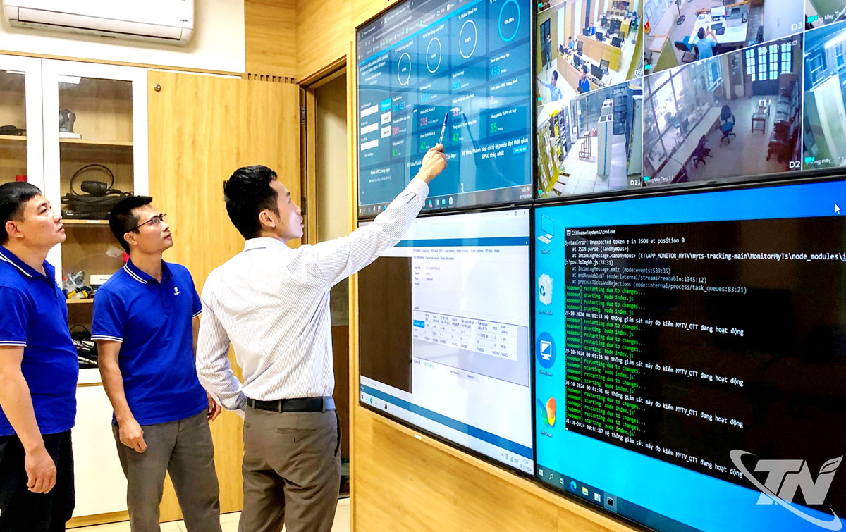 Thời gian qua, hệ thống hạ tầng số trên địa bàn tỉnh được quan tâm đầu tư phát triển, góp phần quan trọng phục vụ phát triển kinh tế - xã hội. Ảnh: T.L