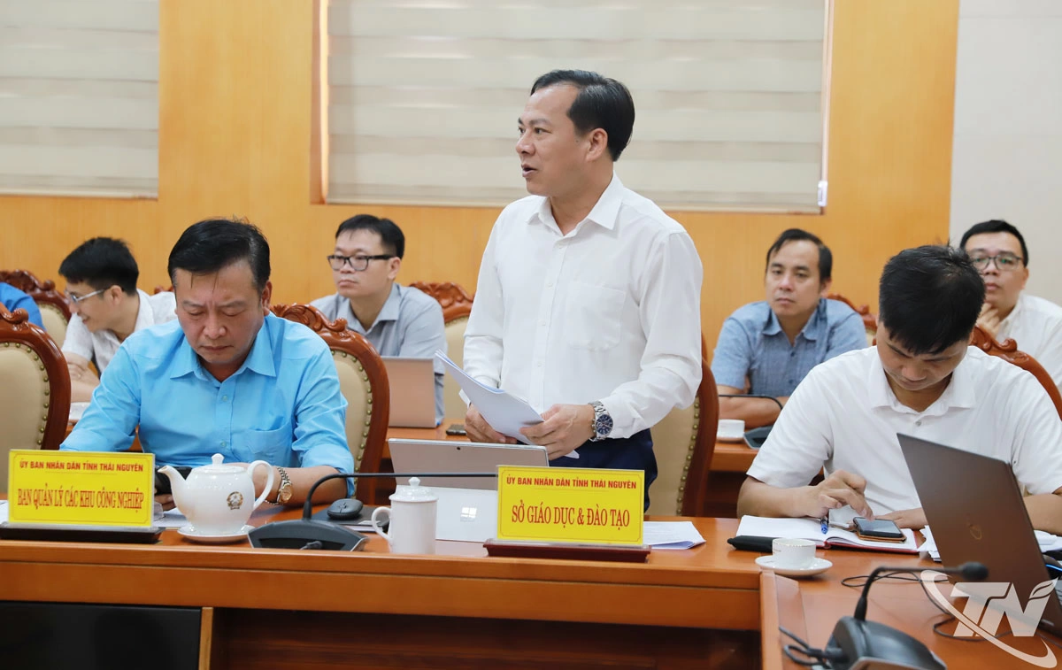 Đại biểu thảo luận tại Hội nghị.