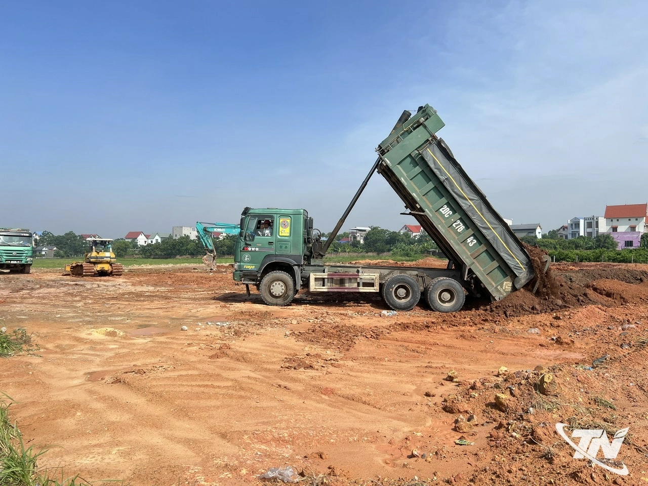 Chủ đầu tư đang tập trung san lấp phần diện tích 2,1ha để phục vụ Lễ khởi công vào ngày 2 - 7.