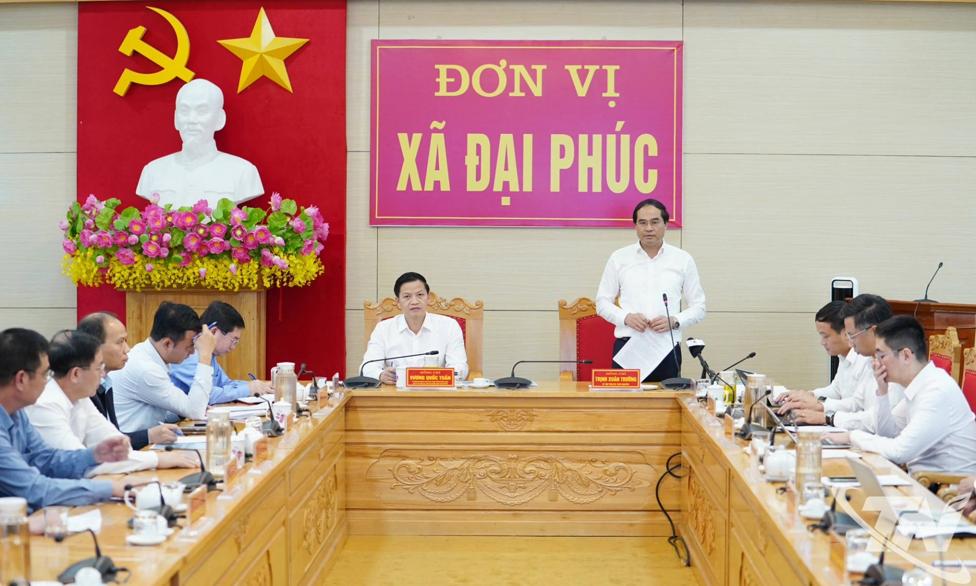 Đồng chí Bí thư Tỉnh ủy Trịnh Xuân Trường chủ trì cuộc làm việc với lãnh đạo xã Đại Phúc.