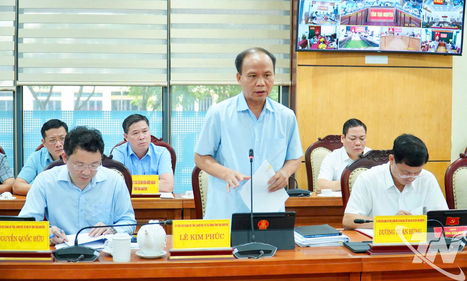 Các đại biểu tham dự Phiên họp đã phát biểu thảo luận