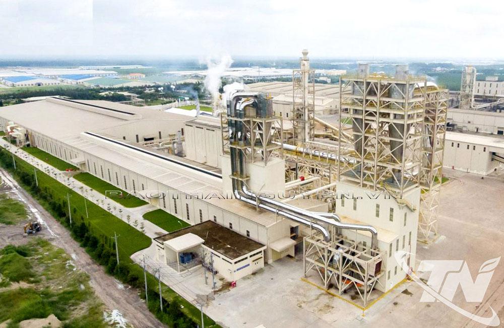 Nhà máy gỗ Dongwha (Hàn Quốc) tại Khu công nghiệp Sông Công II.  Ảnh: T.L