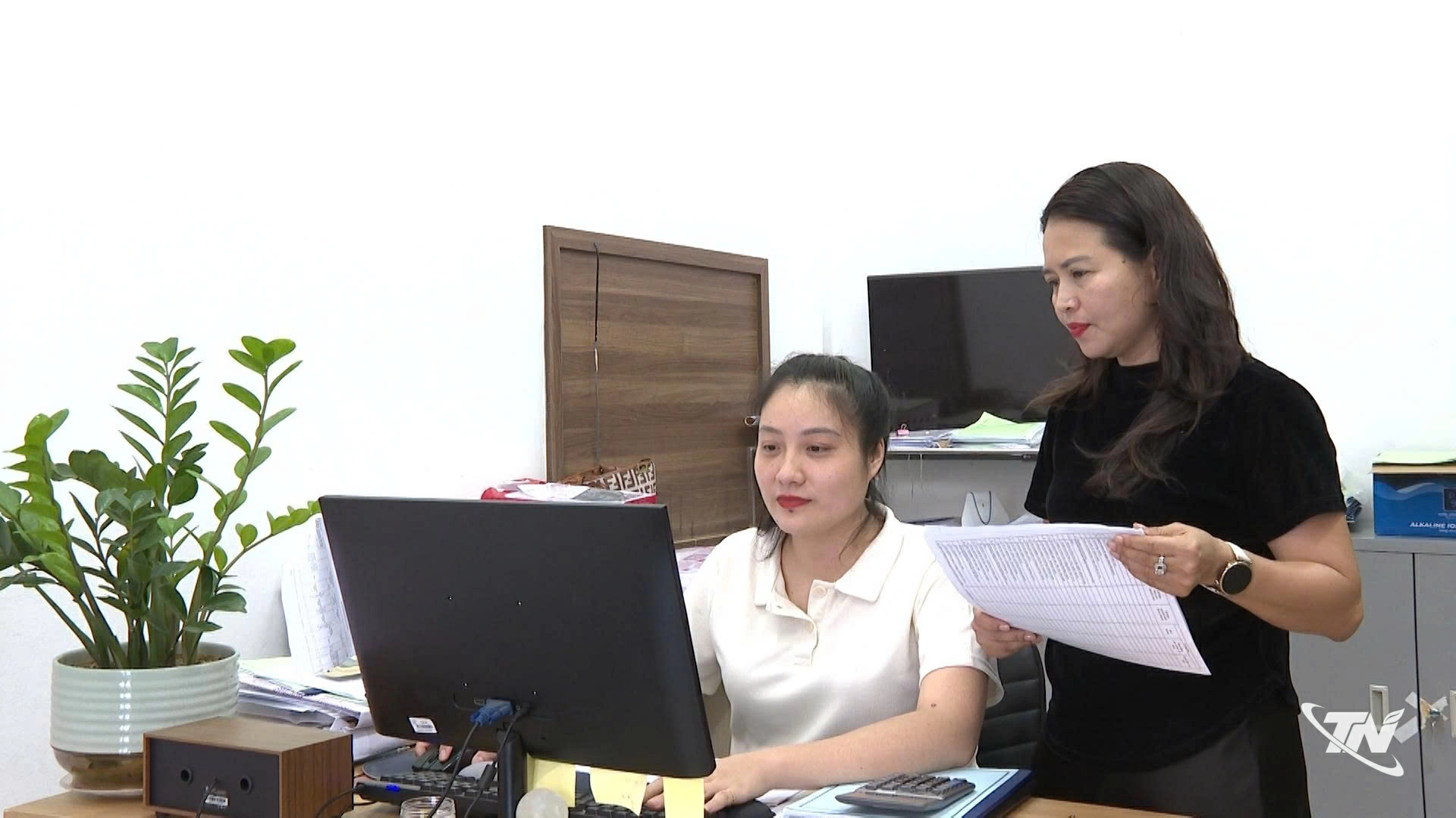Nhờ giao dịch điện tử với Kho bạc Nhà nước, việc chi ngân sách tại Trường   Tiểu học và THCS 915 Gia Sàng được thực hiện nhanh chóng, thuận lợi.