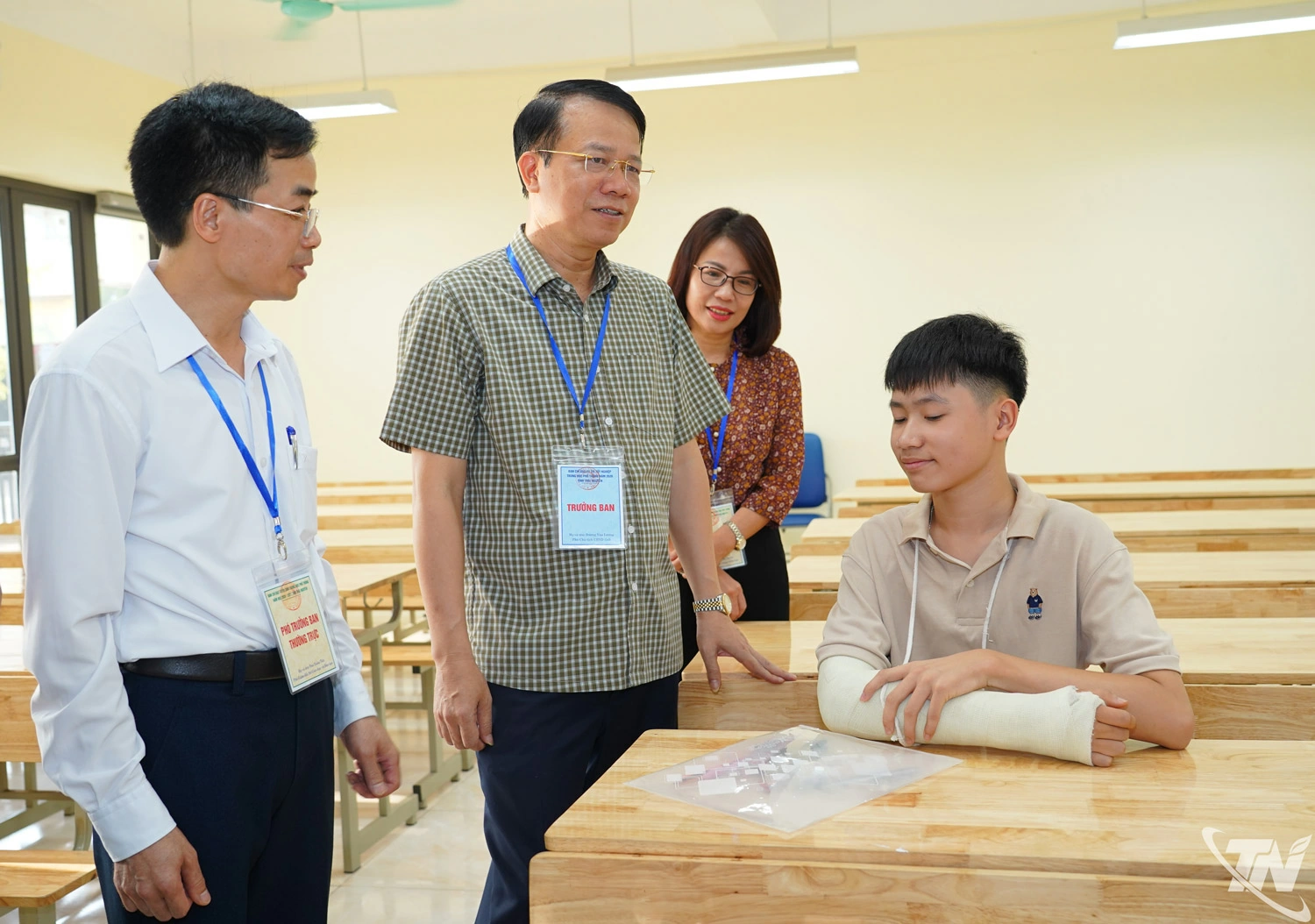 Đồng chí Phó Chủ tịch UBND tỉnh lưu ý các hội đồng coi thi quan tâm hỗ trợ thí sinh, nhất là những trường hợp đặc biệt.
