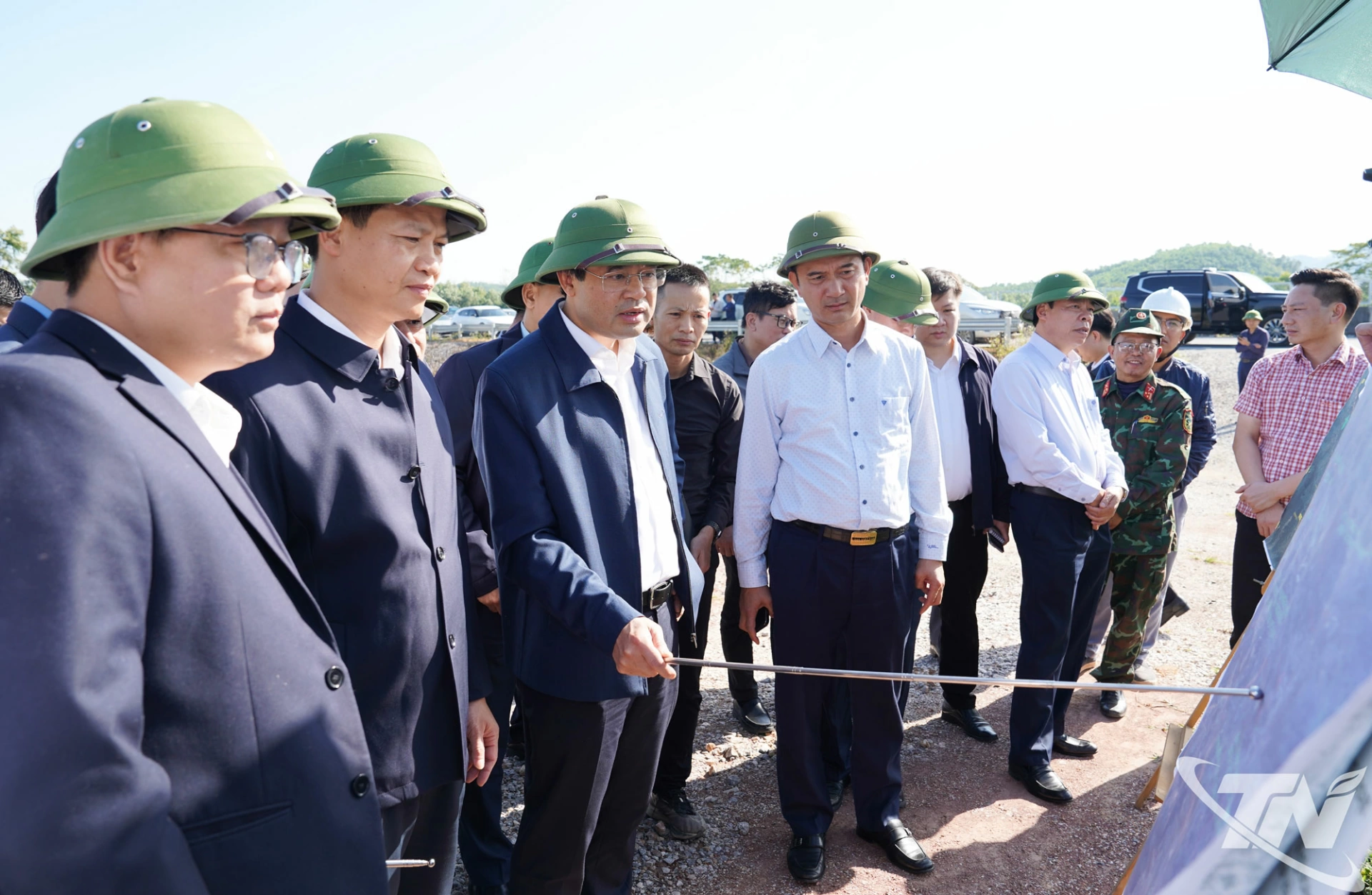 Đồng chí Bí thư Tỉnh ủy Trịnh Xuân Trường đề nghị các sở, ngành, địa phương liên quan đẩy nhanh các thủ tục triển khai Dự án Khu công nghiệp, đô thị, dịch vụ Tây Phổ Yên.