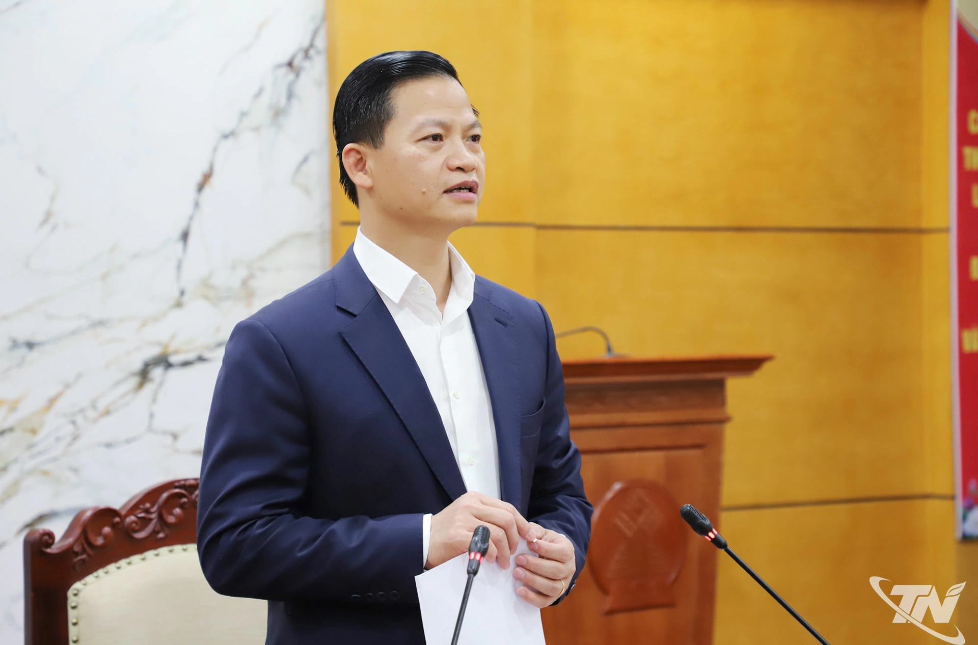 Đồng chí Chủ tịch UBND tỉnh Vương Quốc Tuấn phát biểu chỉ đạo.