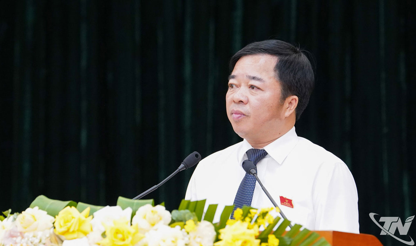 Đồng chí Bùi Văn Lương, Phó Bí thư Tỉnh ủy, Chủ tịch HĐND tỉnh Thái Nguyên phát biểu khai mạc Kỳ họp.