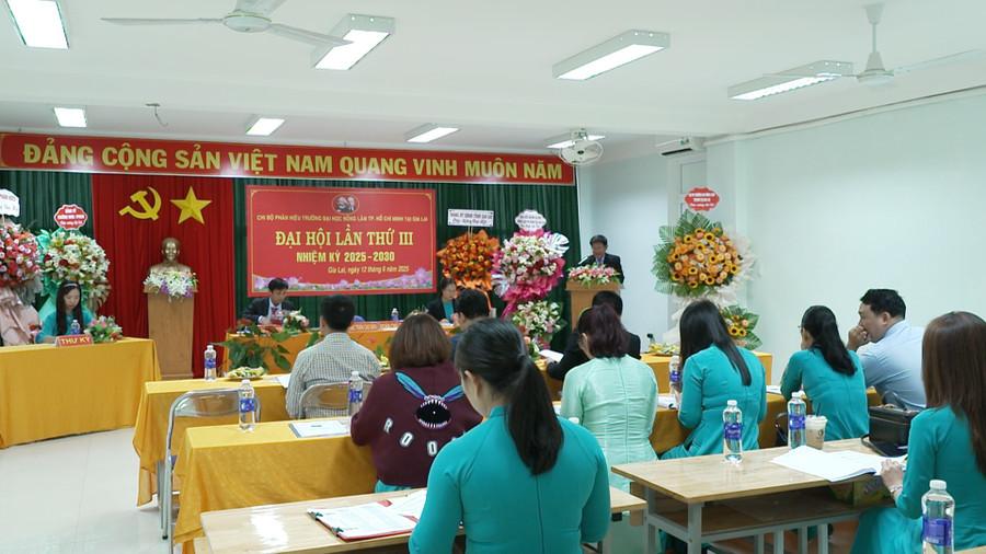 Quang cảnh đại hội. Ảnh: Minh Trung dung-hd00-00-50-13still872.jpg