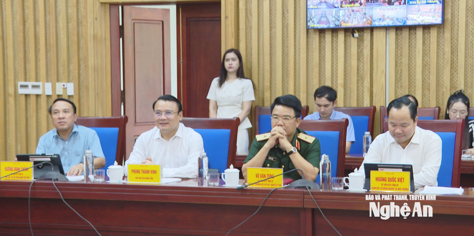 Các đại biểu tham dự Hội nghị tại điểm cầu Nghệ An. Ảnh Hoàng Hiếu