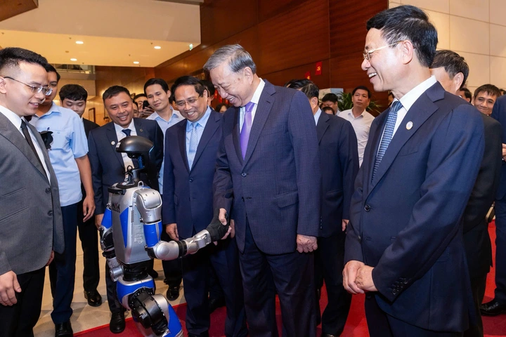 Hơn một vạn liệt sĩ ngành Bưu điện và Khoa học Công nghệ và những hiện vật làm nên dòng chảy lịch sử - Ảnh 9.