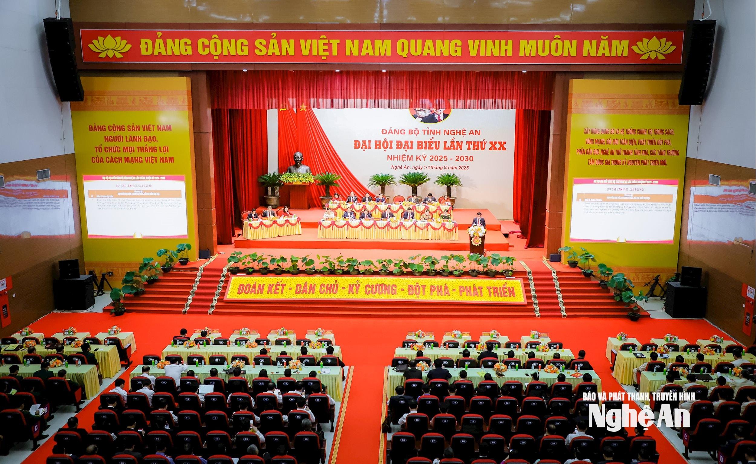 Quang cảnh phiên trù bị Đại hội đại biểu Đảng bộ tỉnh Nghệ An lần thứ XX, nhiệm kỳ 2025 - 2030. Ảnh: Thành Duy