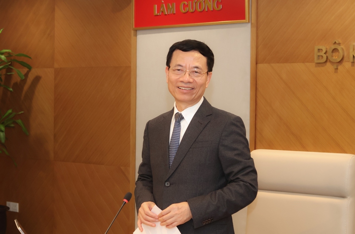 Bộ trưởng Nguyễn Mạnh H&ugrave;ng: &ldquo;Vinh dự c&agrave;ng lớn, tr&aacute;ch nhiệm c&agrave;ng nặng&rdquo;- Ảnh 3.